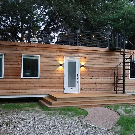 The Lonely Bull Luxury Container Home On 5 Acres Weatherford Exterior photo