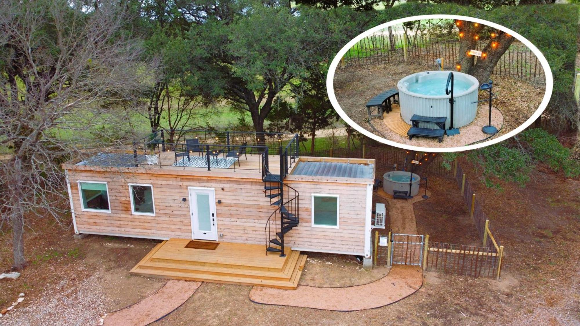 The Lonely Bull Luxury Container On 5 Acres Holiday home